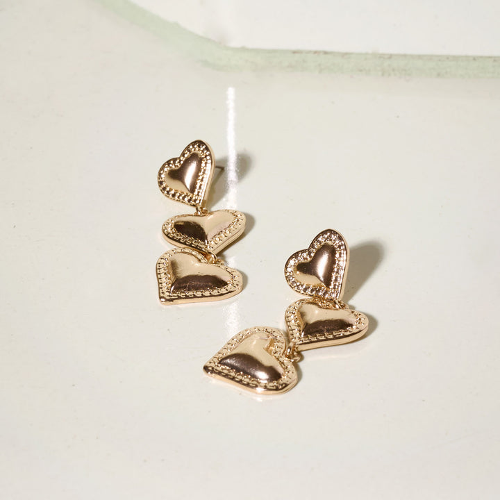 Sonya - Dangling Hearts Earrings